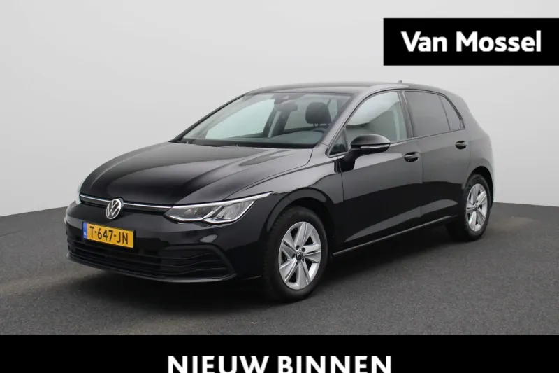 Volkswagen Golf (2023)