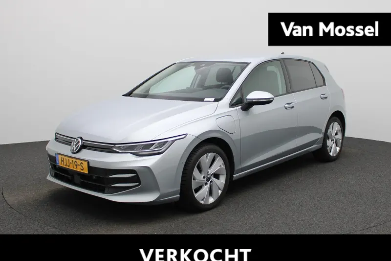 Volkswagen Golf (2025)