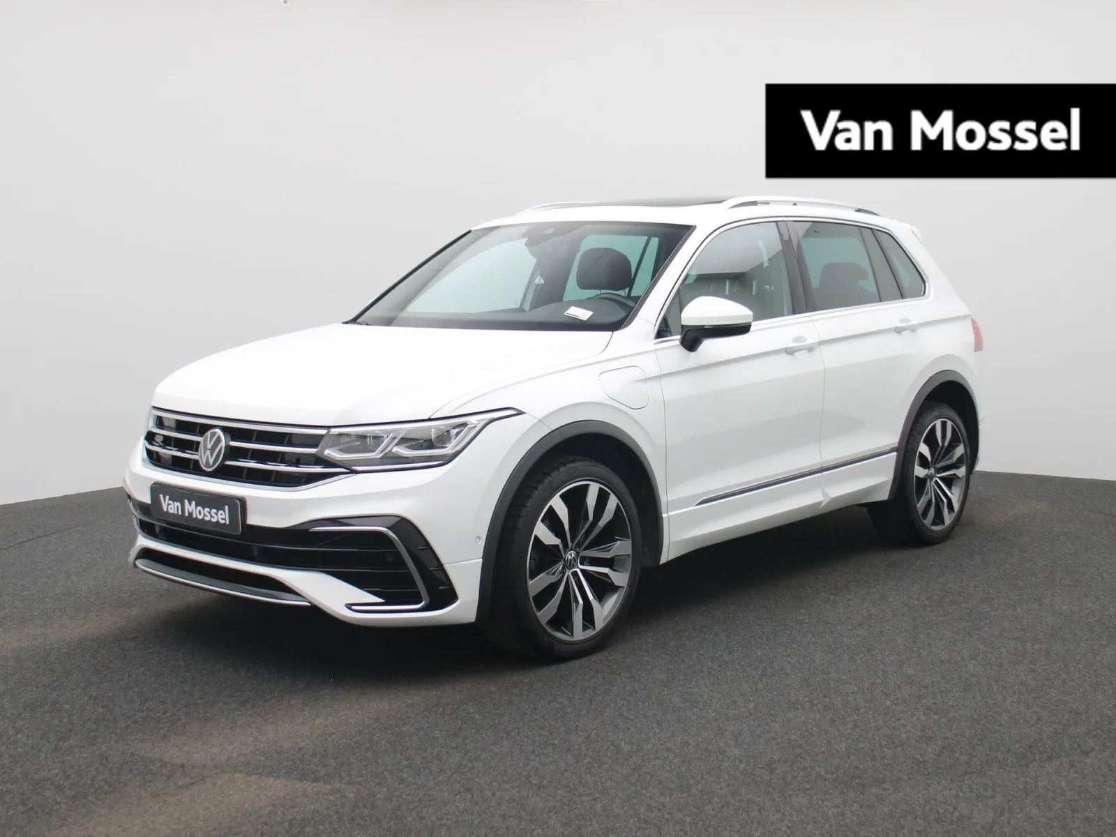 Volkswagen Tiguan (2023) — foto 1