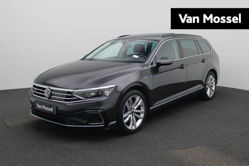 Volkswagen Passat (2023)