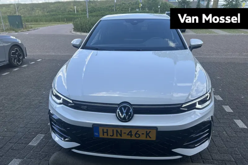 Volkswagen Golf (2025)