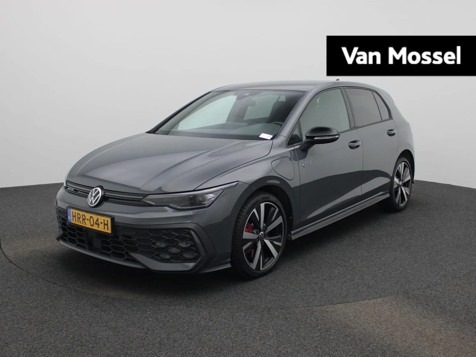 Volkswagen Golf (2025) — foto 1