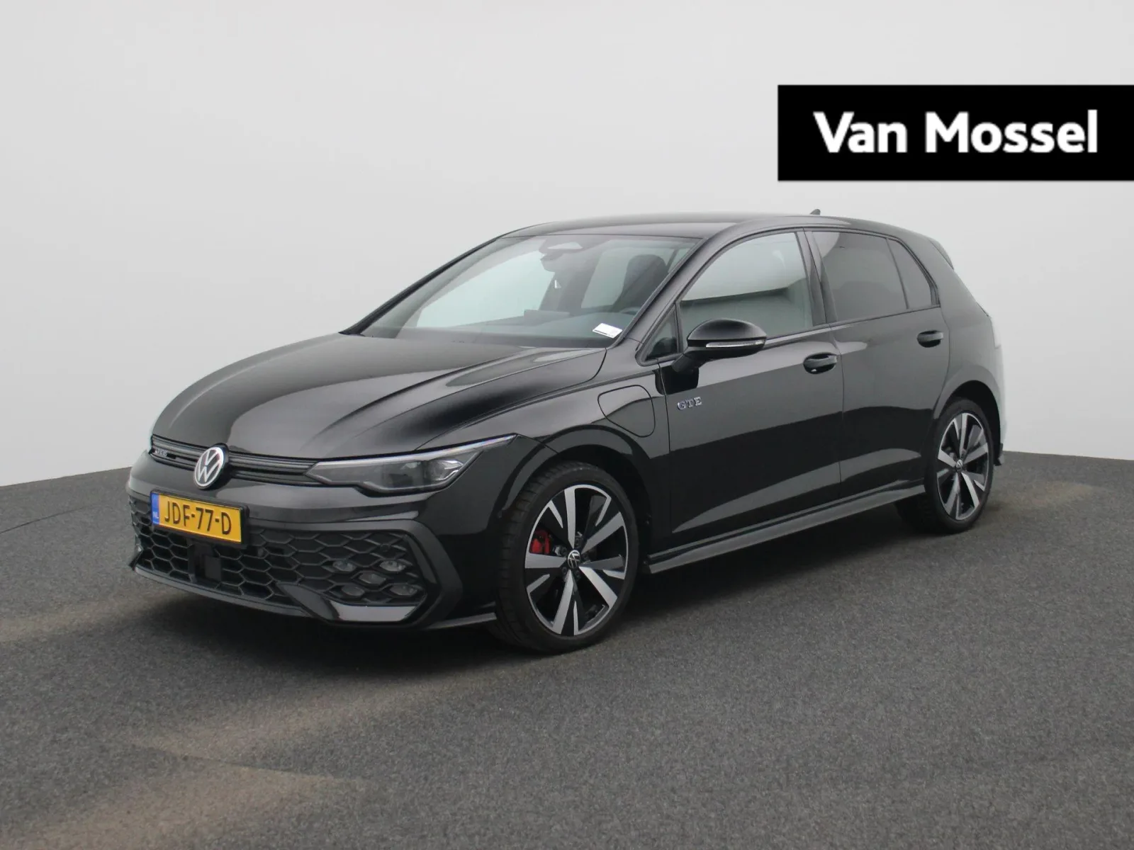 Volkswagen Golf (2025) — foto 1