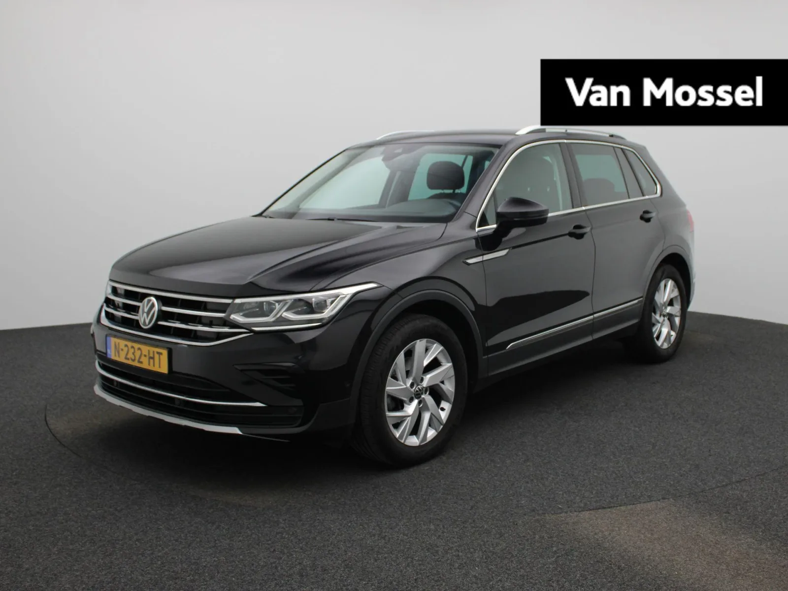 Volkswagen Tiguan (2020) — foto 1