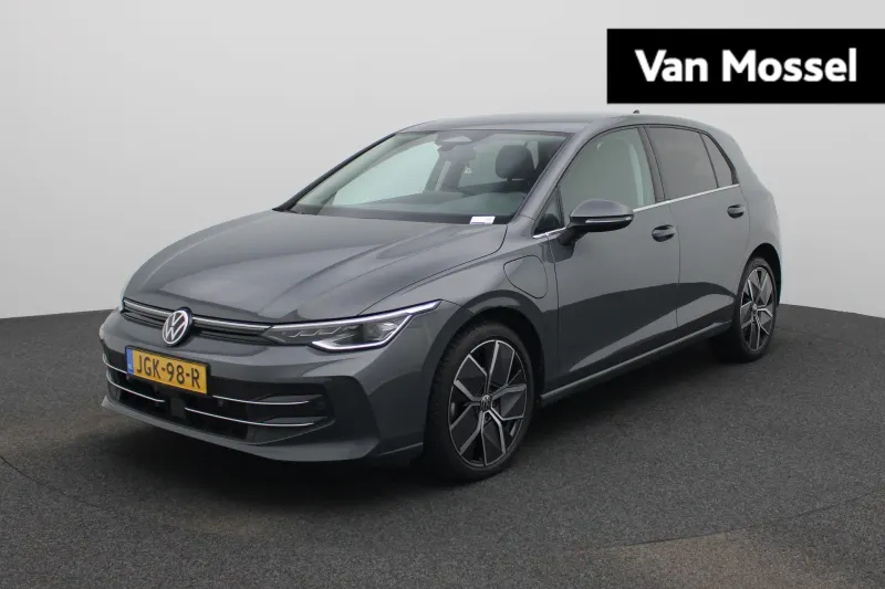 Volkswagen Golf (2025)