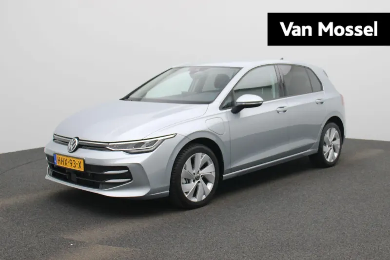 Volkswagen Golf (2025)