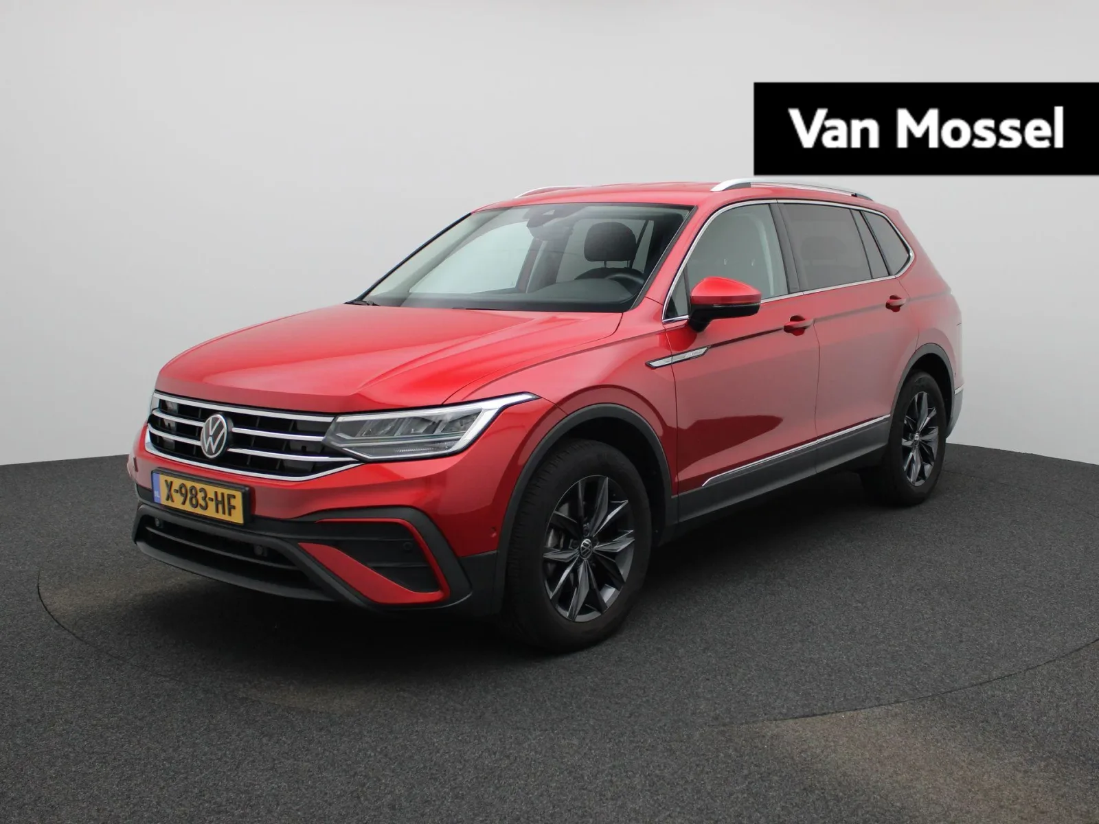 Volkswagen Tiguan (2023) — foto 1