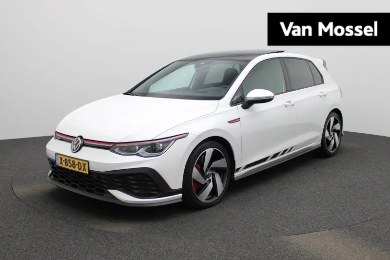 Volkswagen Golf (2023)