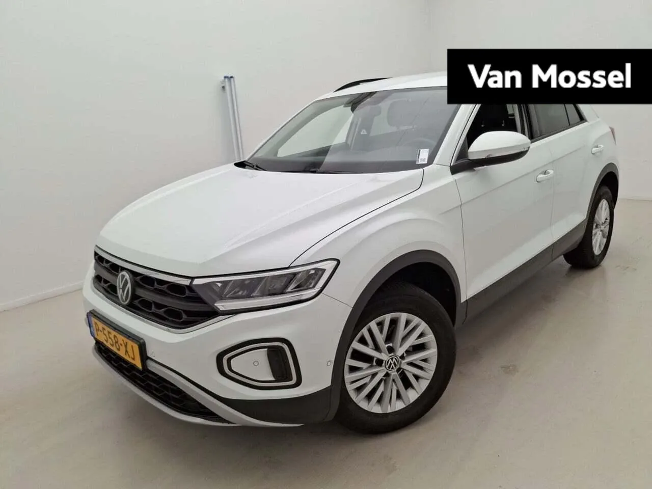 Volkswagen T-Roc (2022) — foto 1