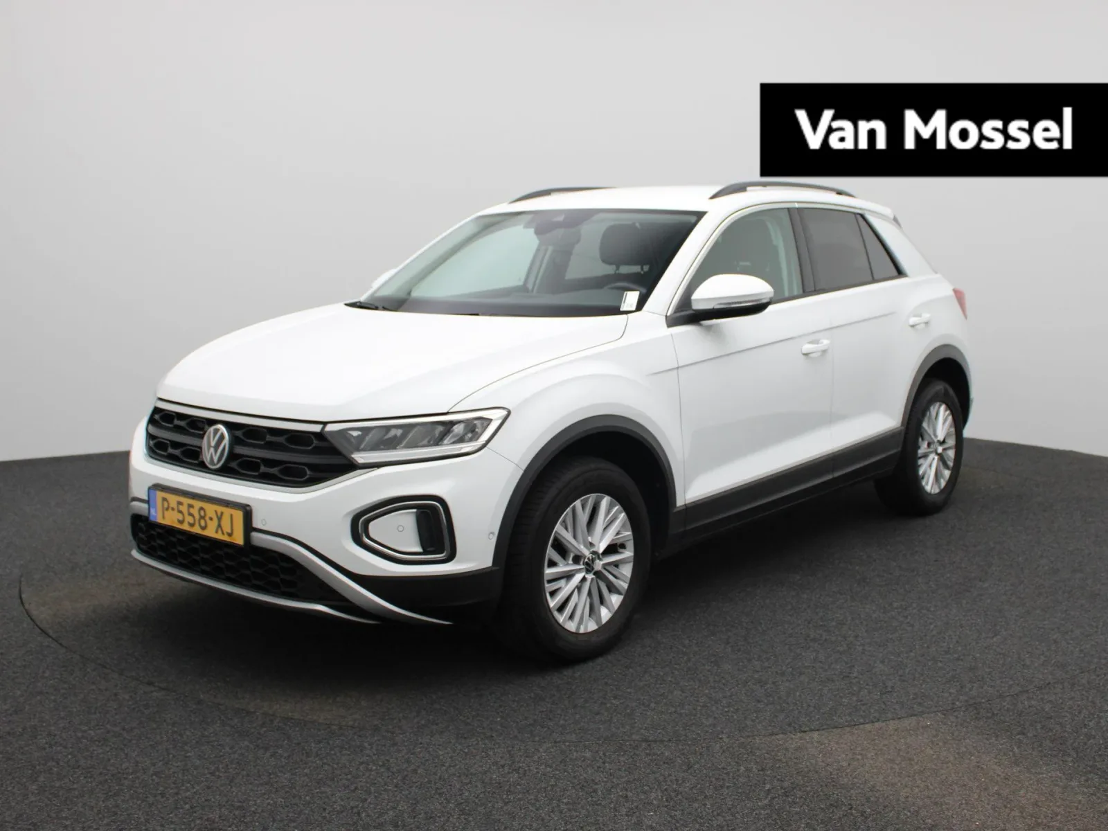 Volkswagen T-Roc (2022) — foto 1