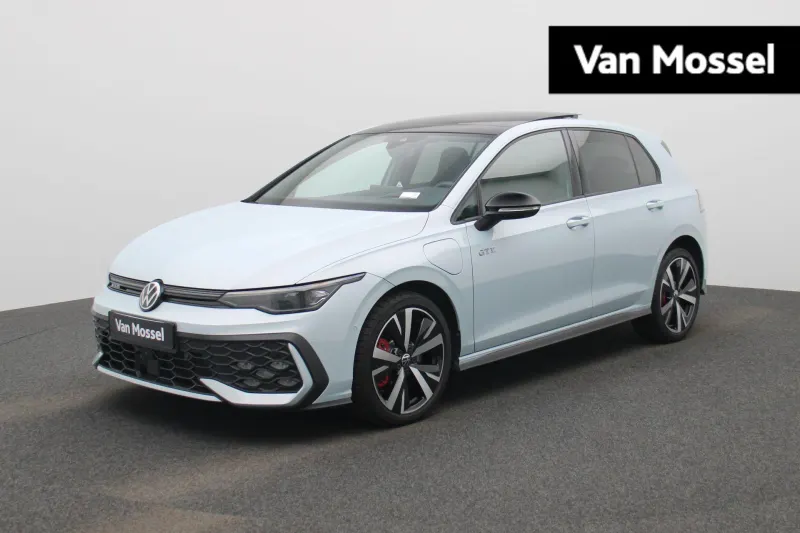 Volkswagen Golf (2025)
