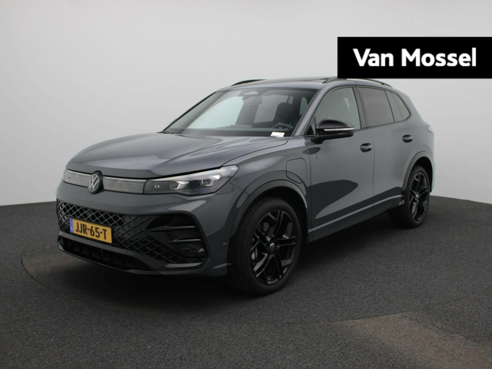 Volkswagen Tiguan (2025) — foto 1