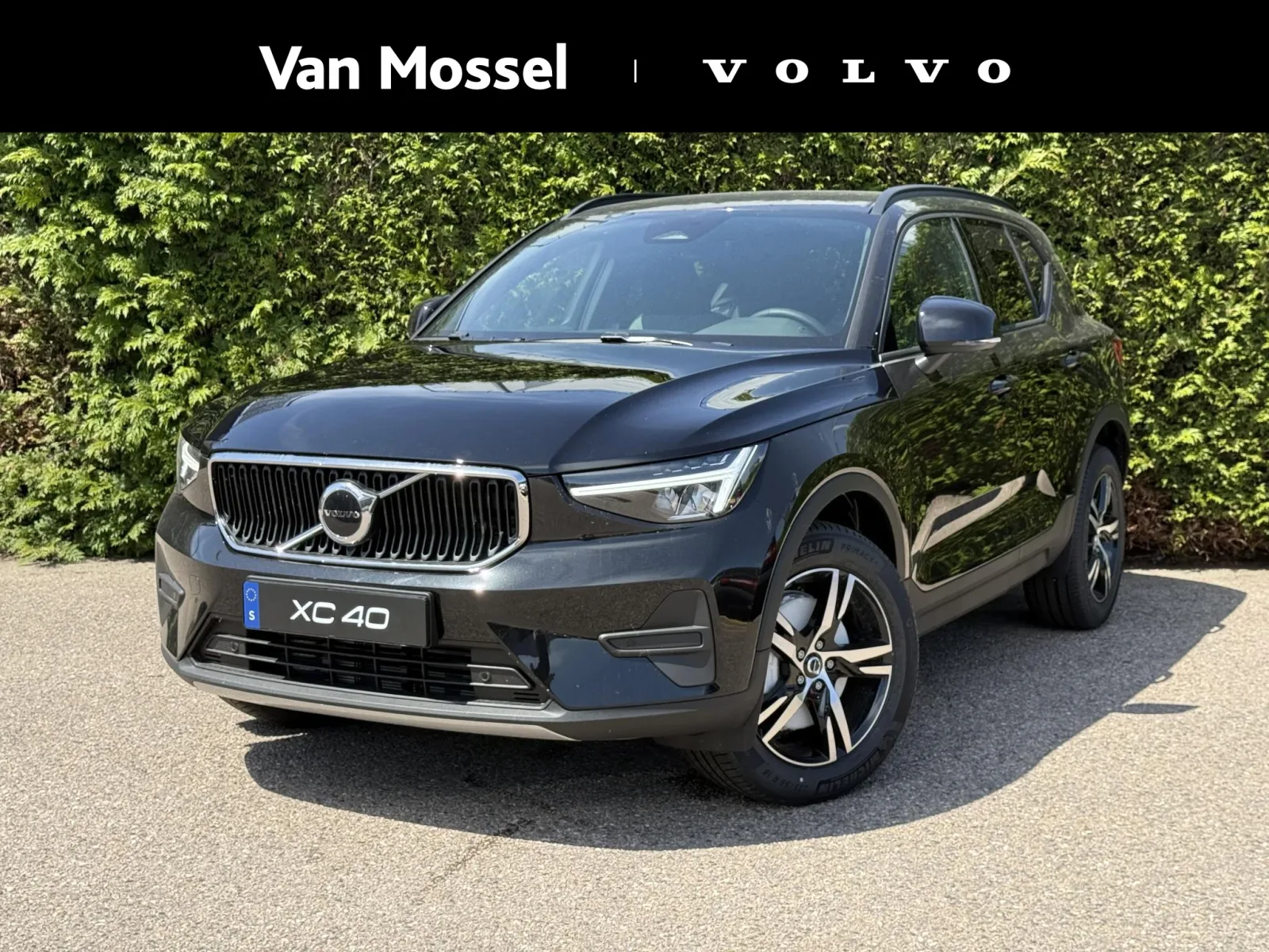Volvo XC40 (2026) — foto 1
