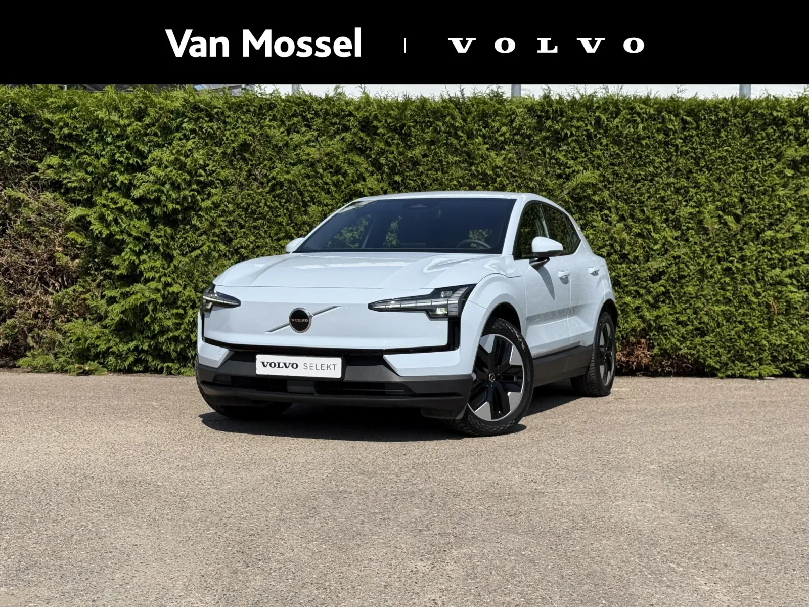Volvo EX30 (2024) — foto 1