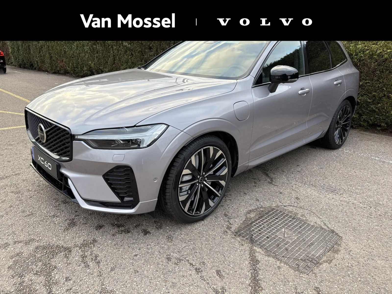 Volvo XC60 (2026) — foto 1