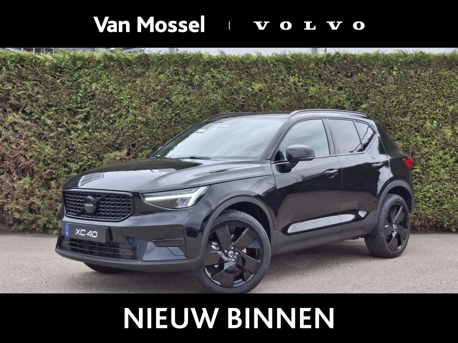 Volvo XC40 (2026) — foto 1