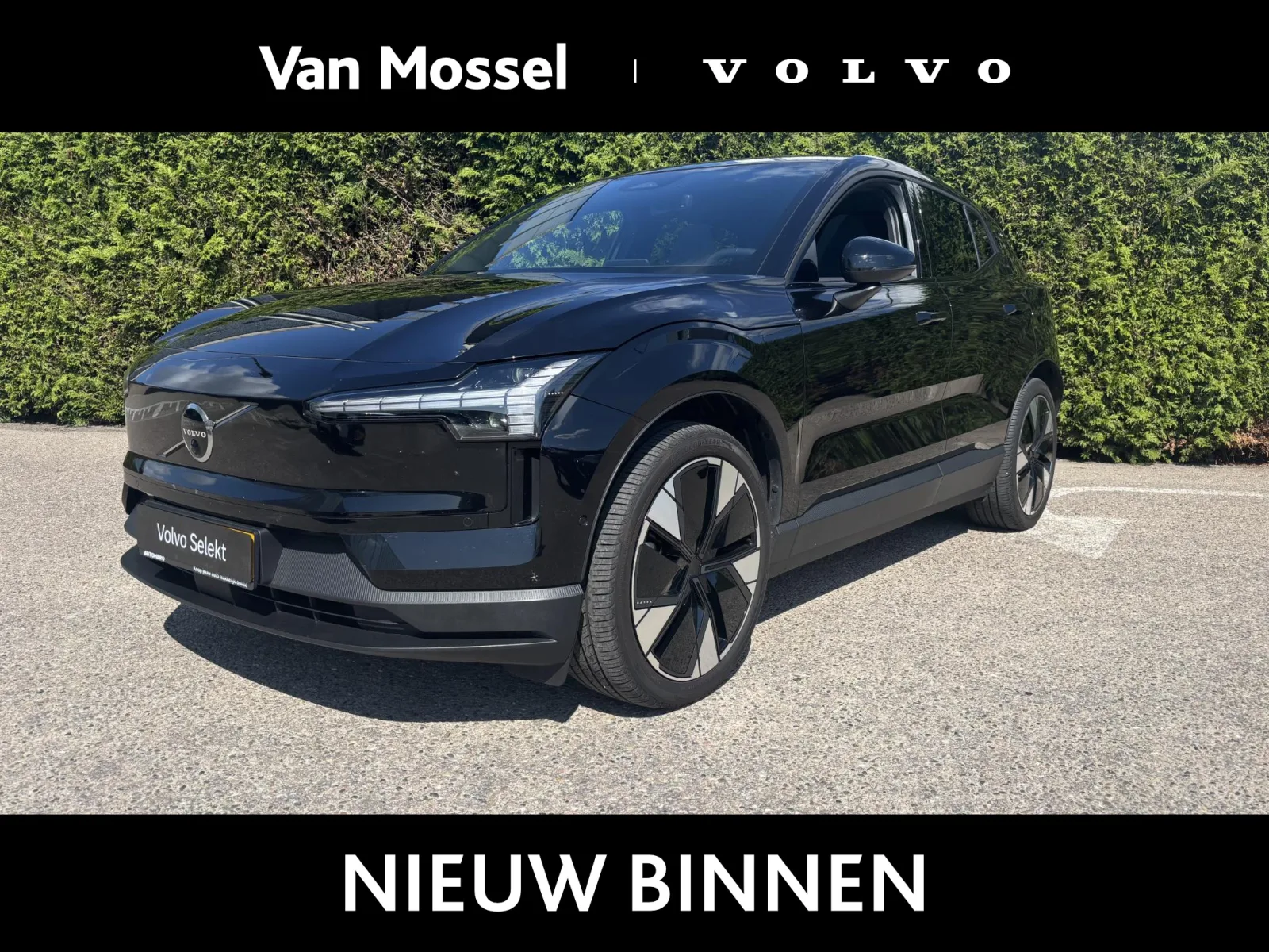 Volvo EX30 (2024) — foto 1