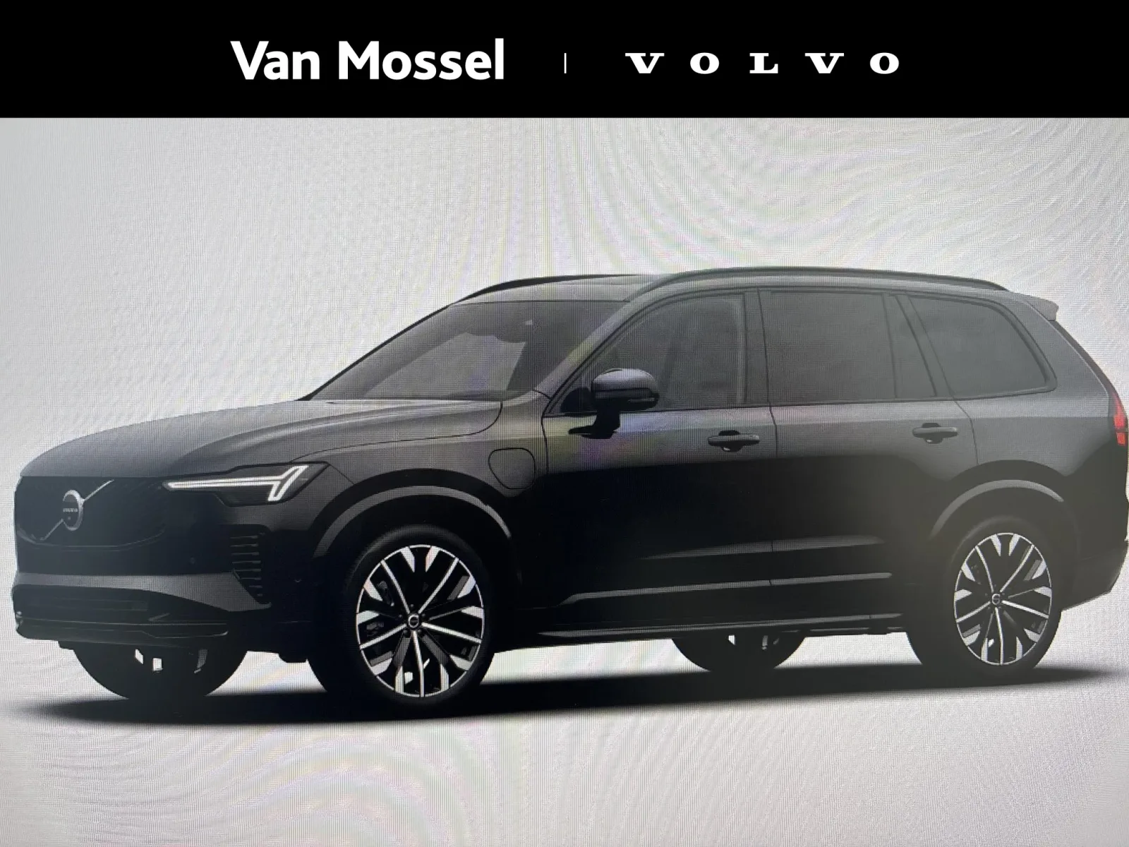 Volvo XC90 (2026) — foto 1