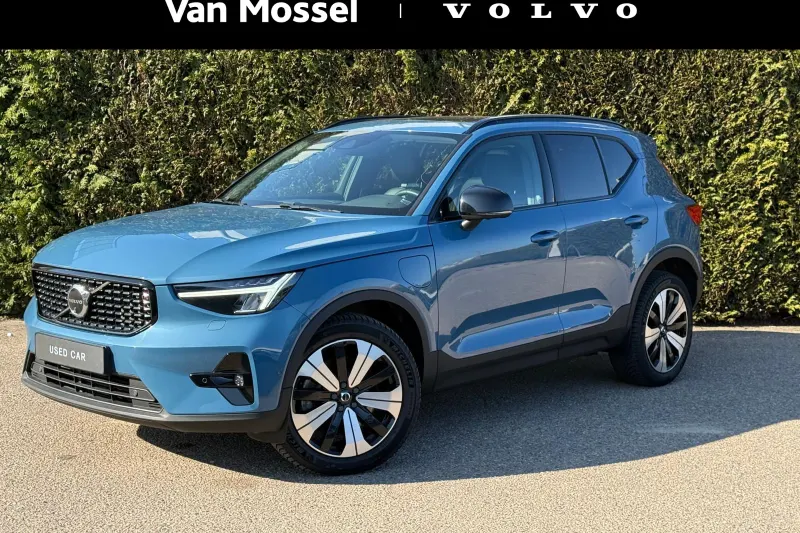 Volvo XC40 (2022)