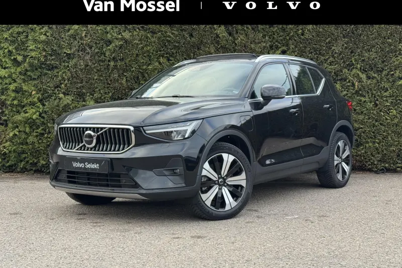 Volvo XC40 (2022)