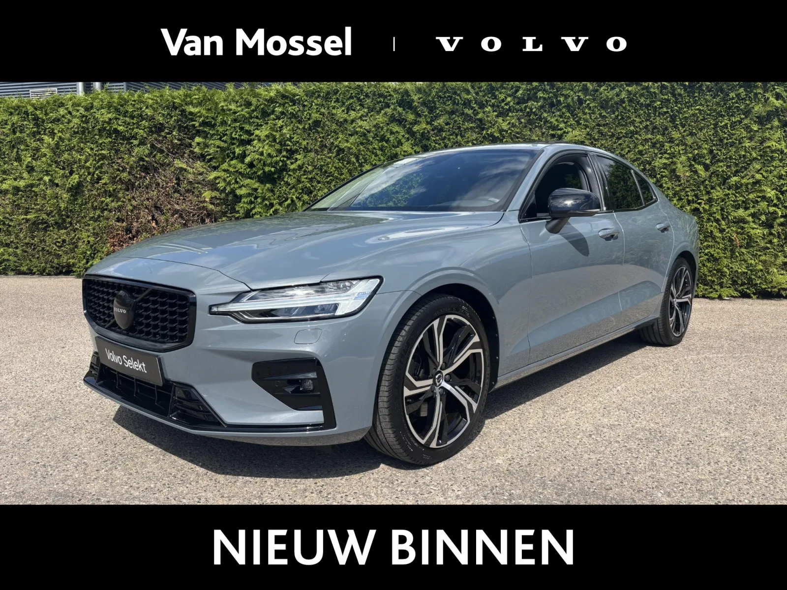 Volvo S60 (2023) — foto 1