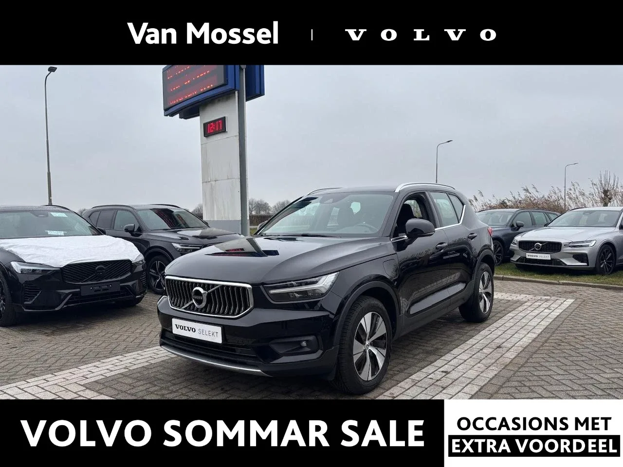 Volvo XC40 (2021) — foto 1