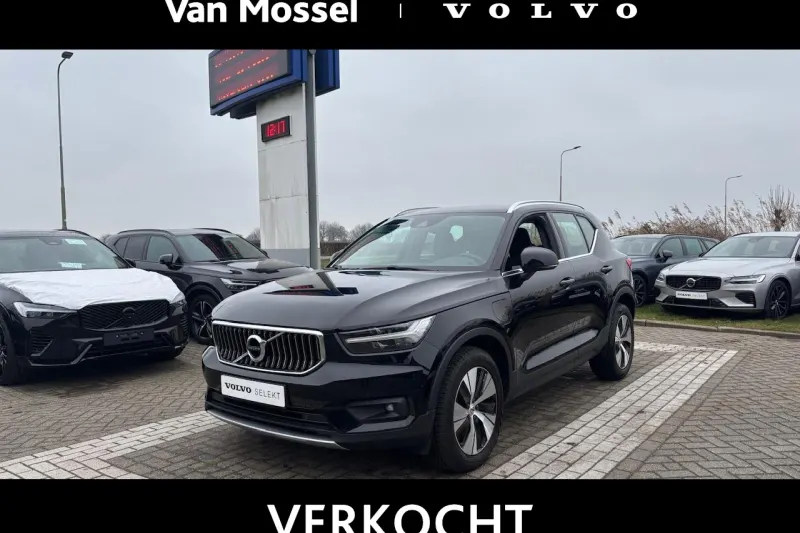 Volvo XC40 (2021)