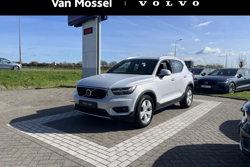Volvo XC40 (2021)