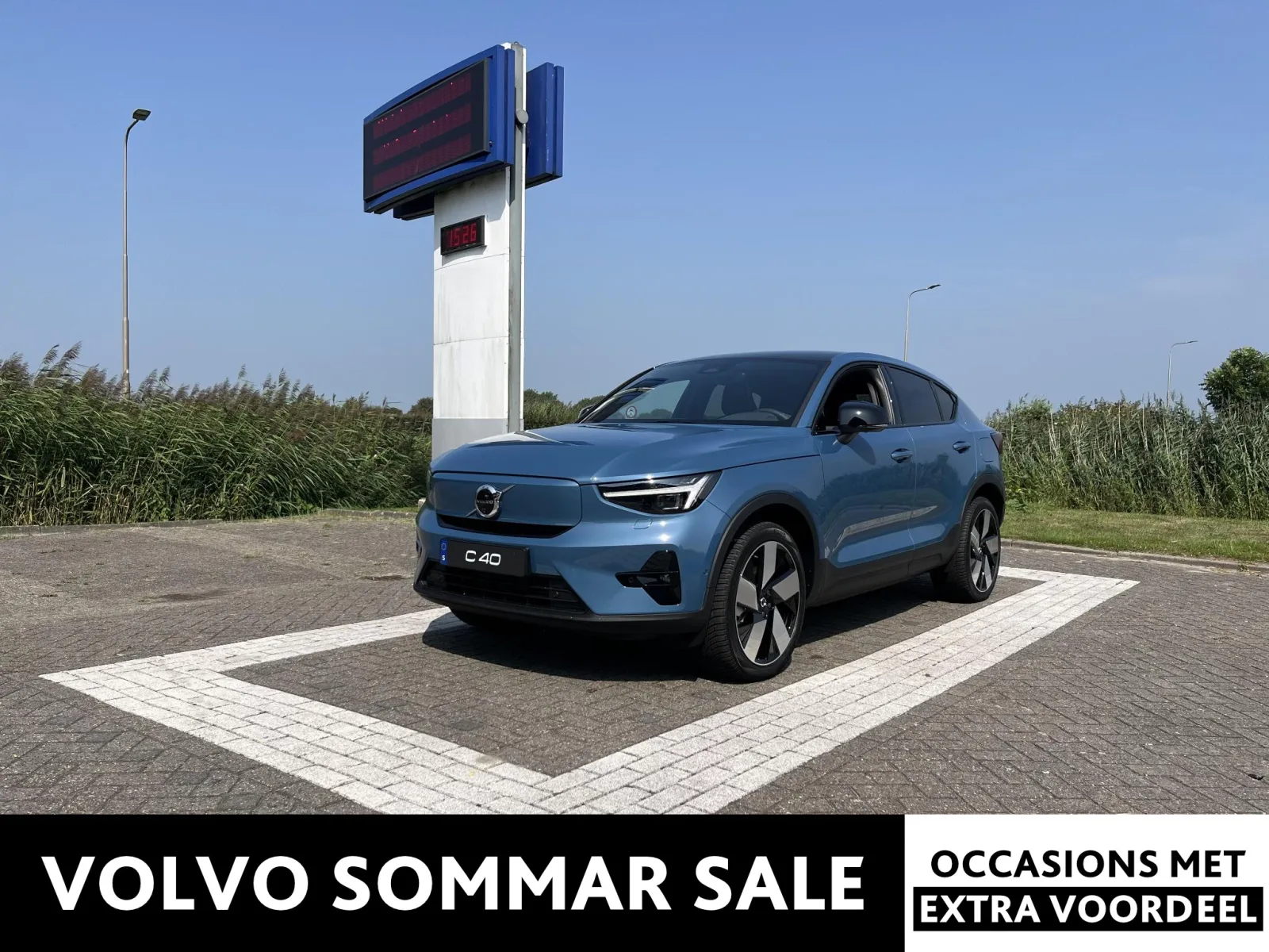 Volvo EC40 (2025) — foto 1