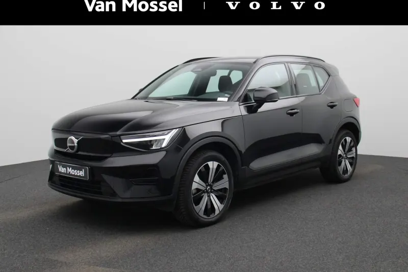 Volvo XC40 (2022)
