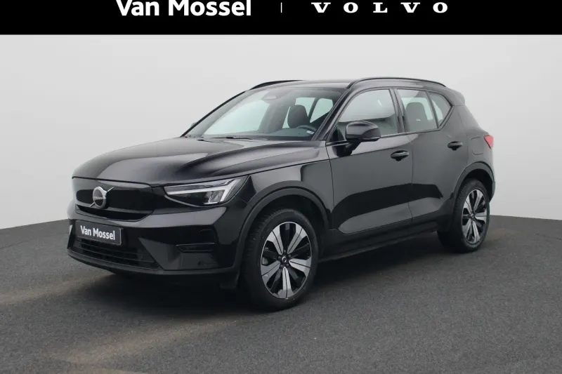 Volvo XC40 (2023)