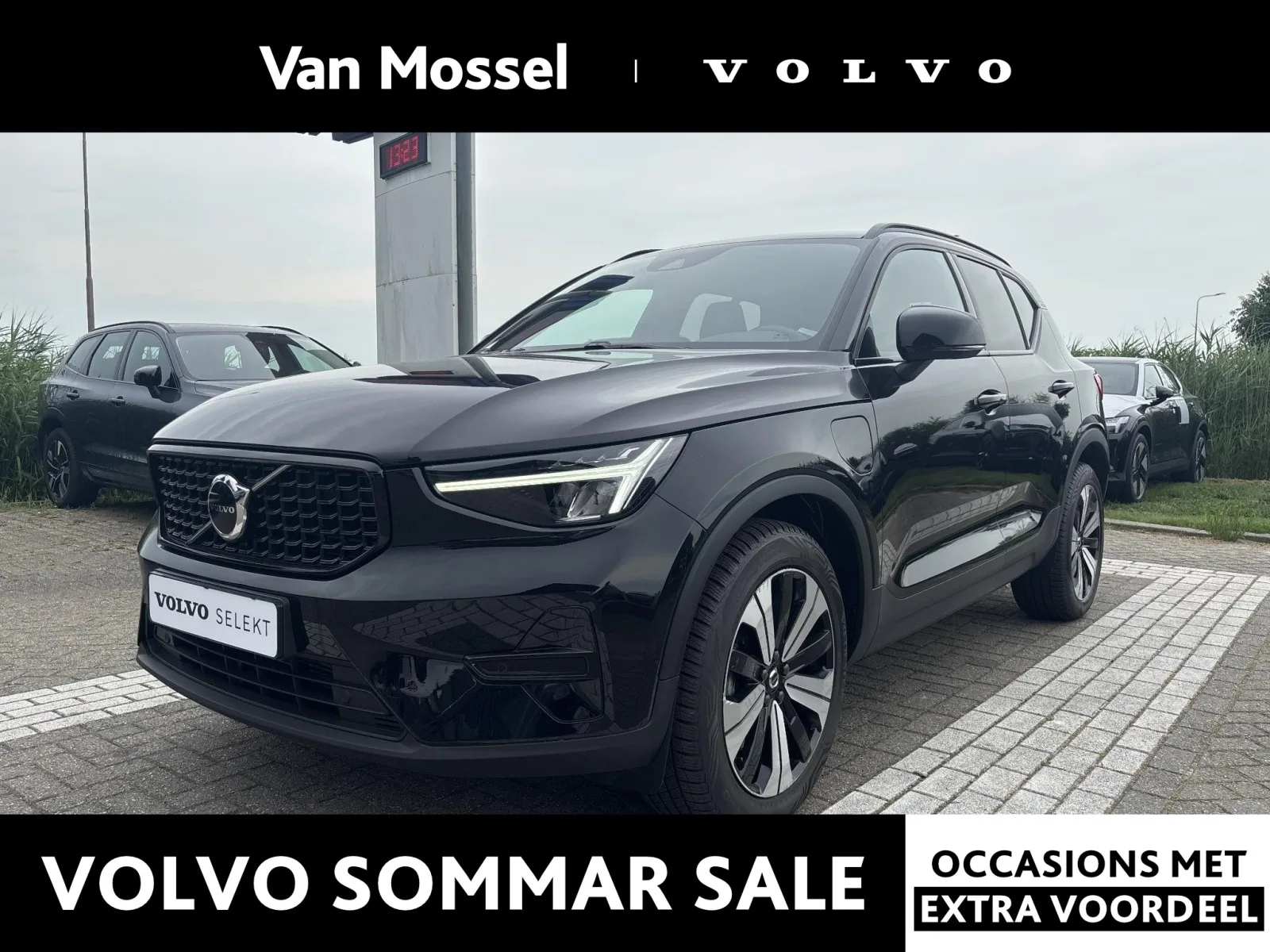 Volvo XC40 (2022) — foto 1
