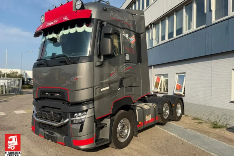 Renault  (2022)