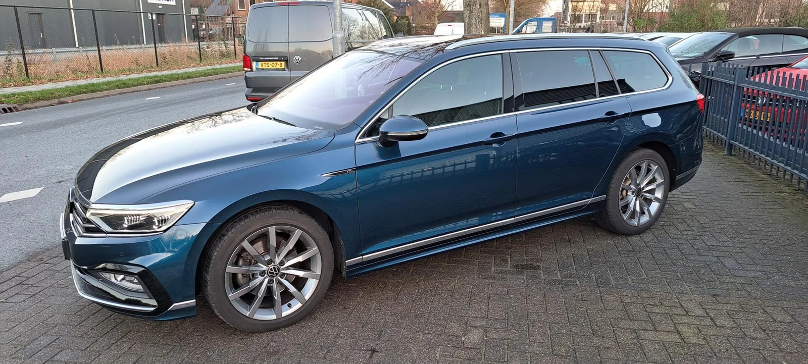 Volkswagen Passat (2020) — foto 1