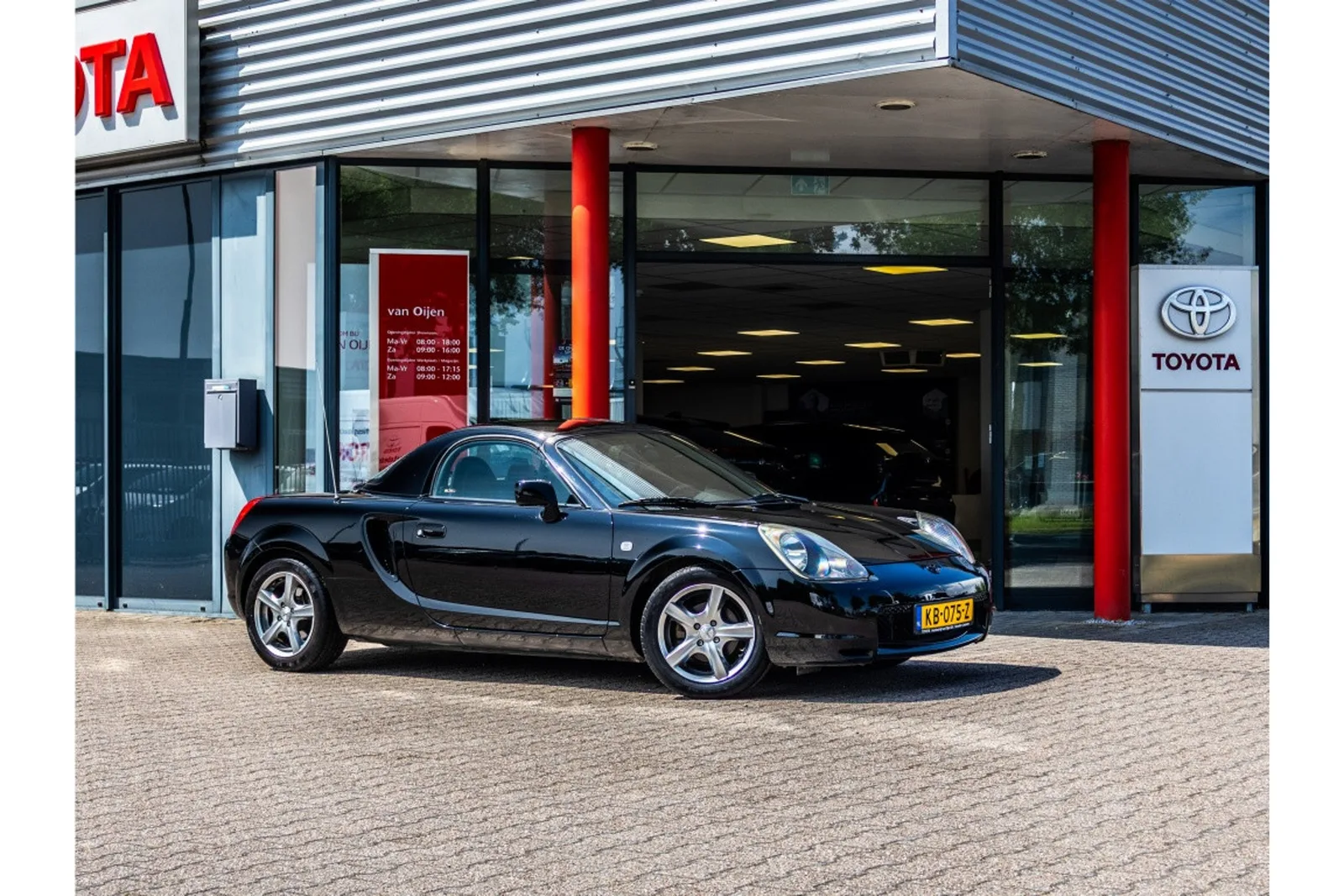 Toyota MR2 (2000) — foto 1