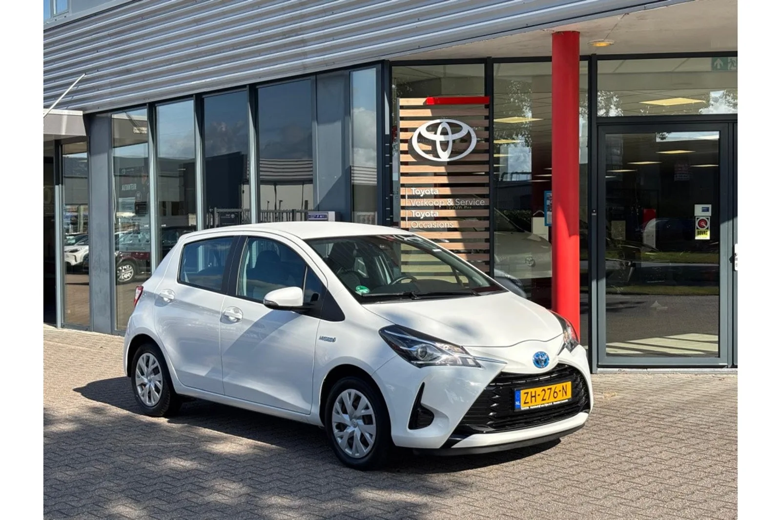 Toyota Yaris (2019) — foto 1