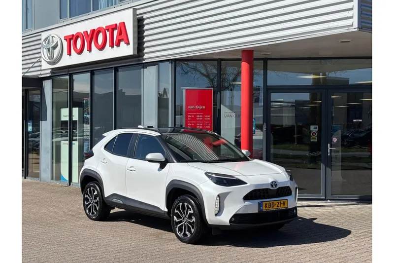 Toyota Yaris Cross (2023)