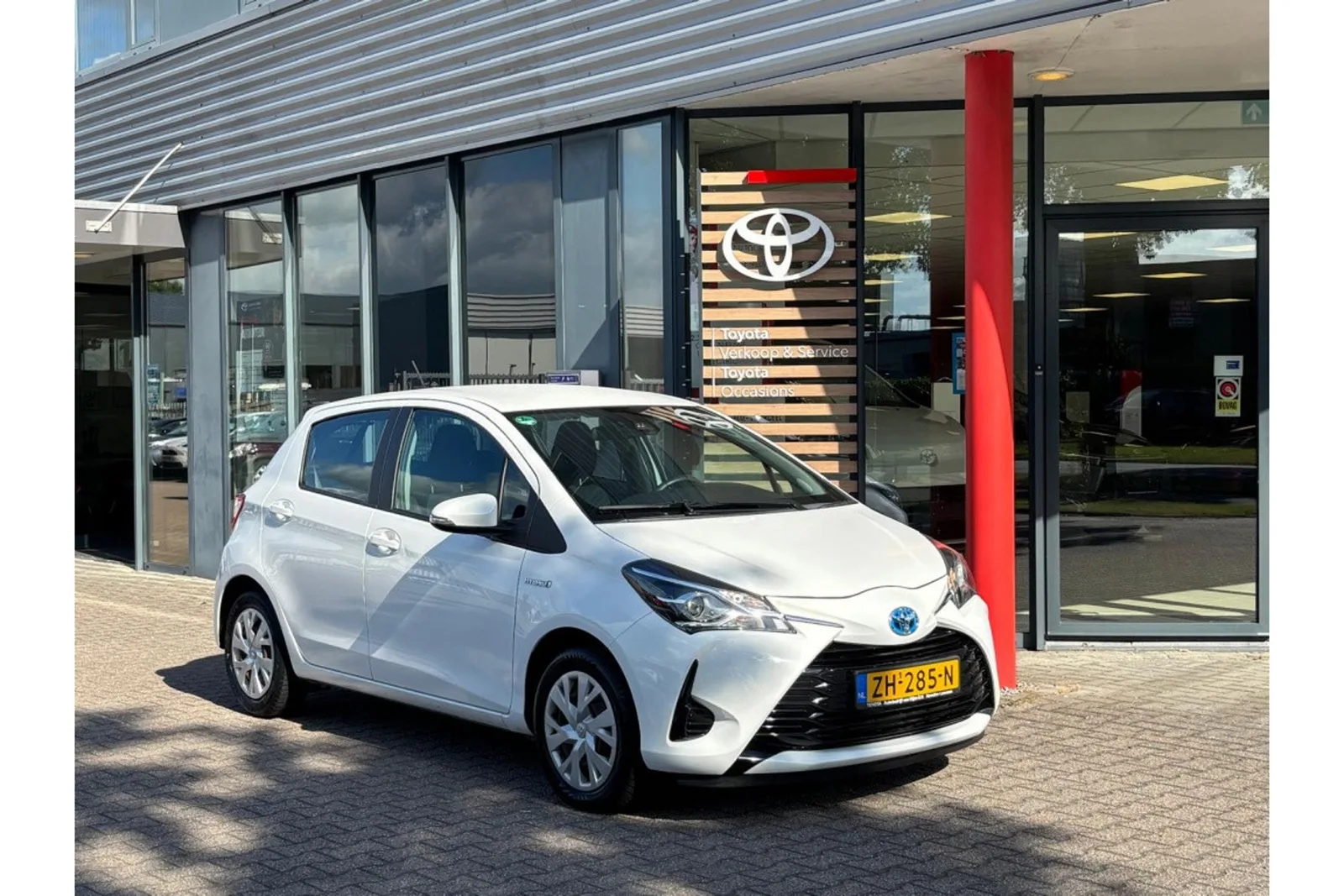 Toyota Yaris (2019) — foto 1