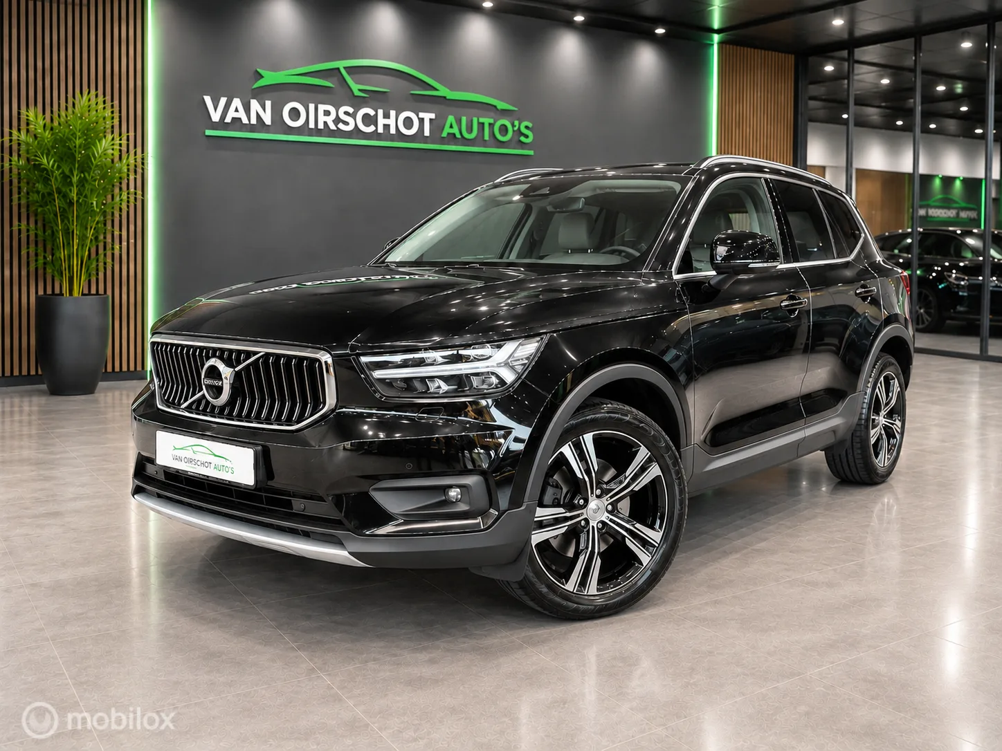 Volvo XC40 (2020) — foto 1