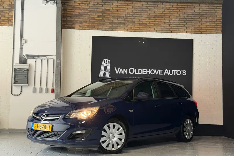 Opel Astra (2014)