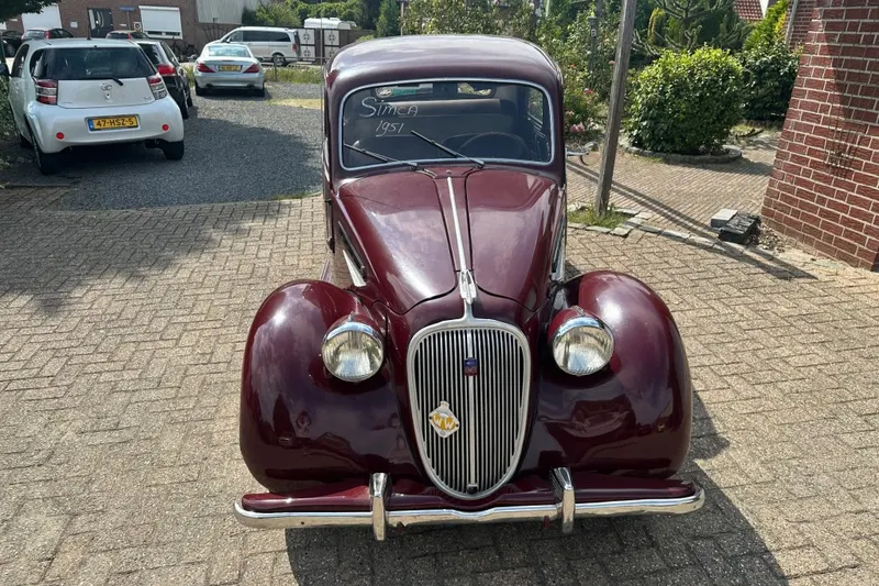 Simca 1300 (1951)