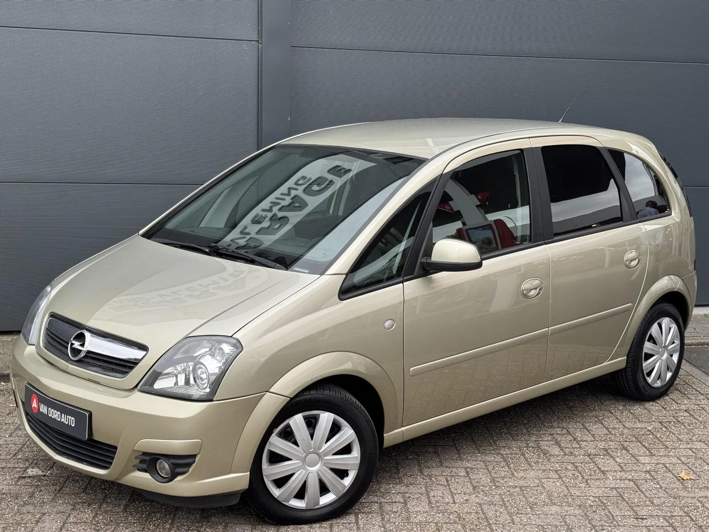 Opel Meriva (2009) — foto 1