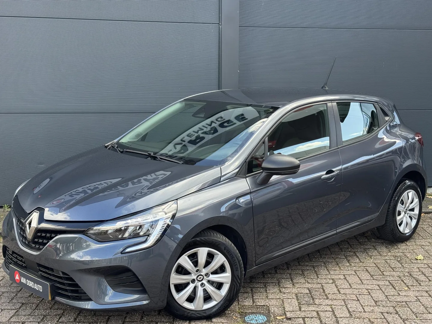 Renault Clio (2022) — foto 1