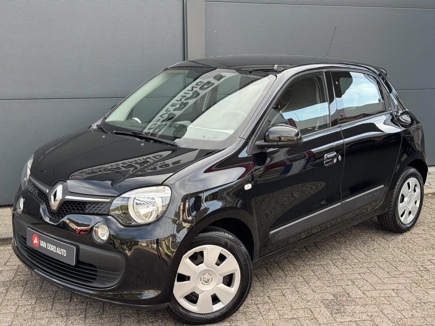 Renault Twingo (2014) — foto 1