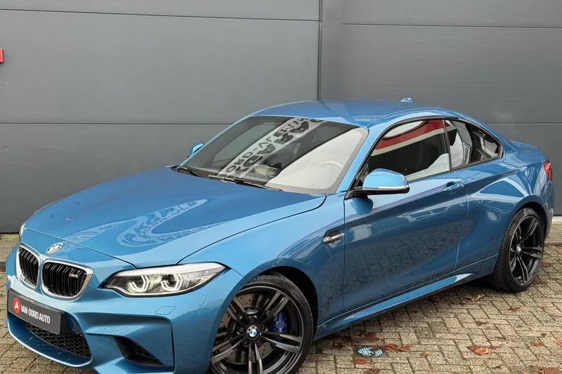 BMW M2 (2017)