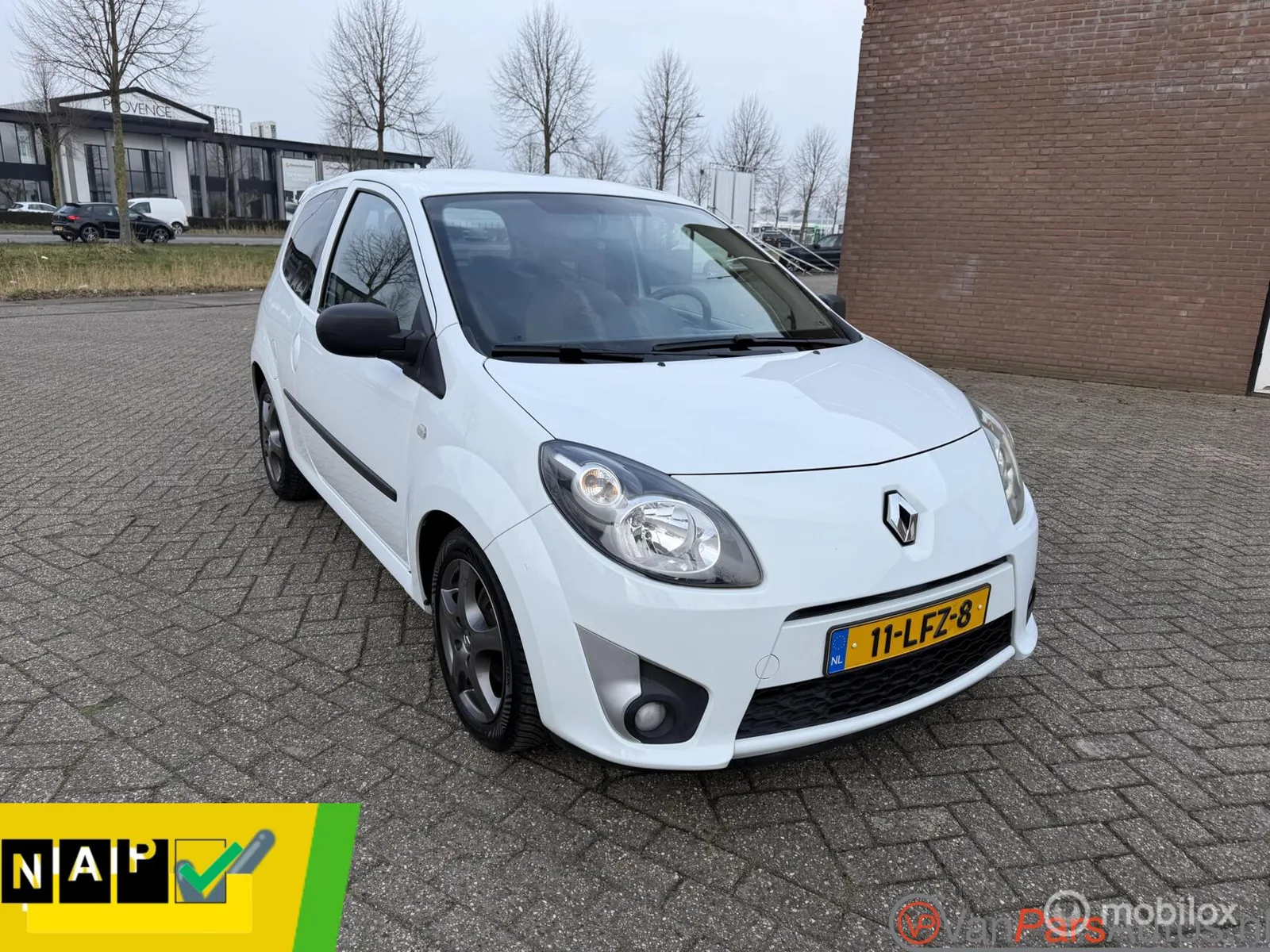 Renault Twingo (2010) — foto 1