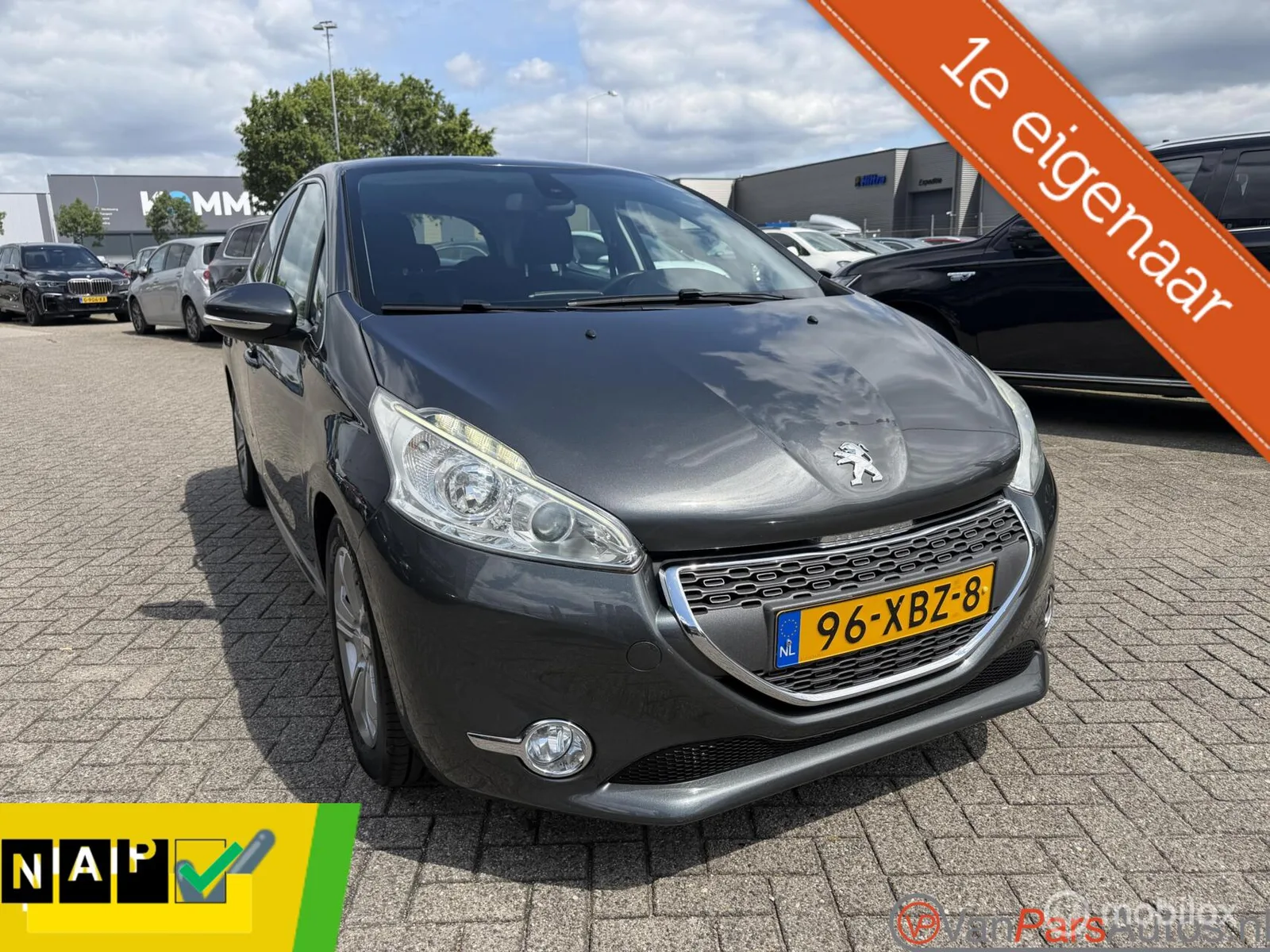 Peugeot 208 (2012) — foto 1