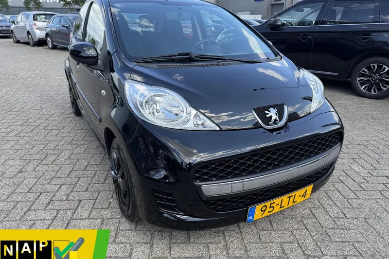 Peugeot 107 (2010)