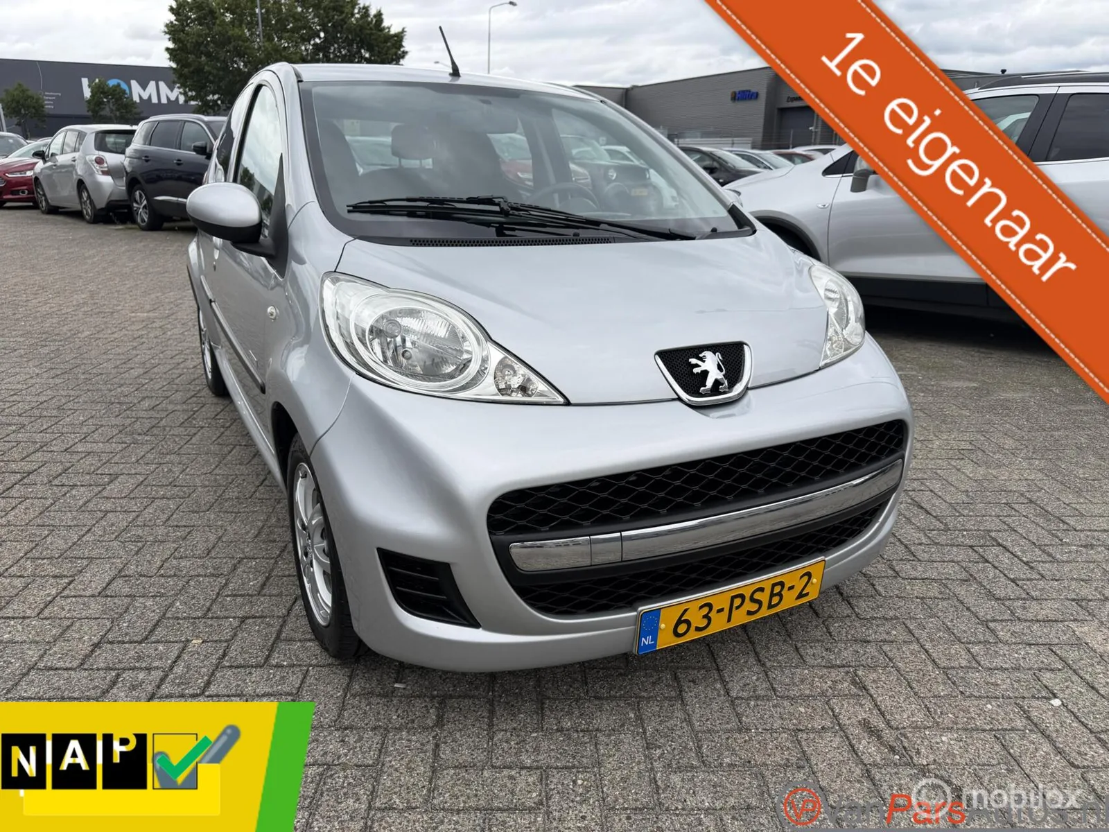 Peugeot 107 (2011) — foto 1