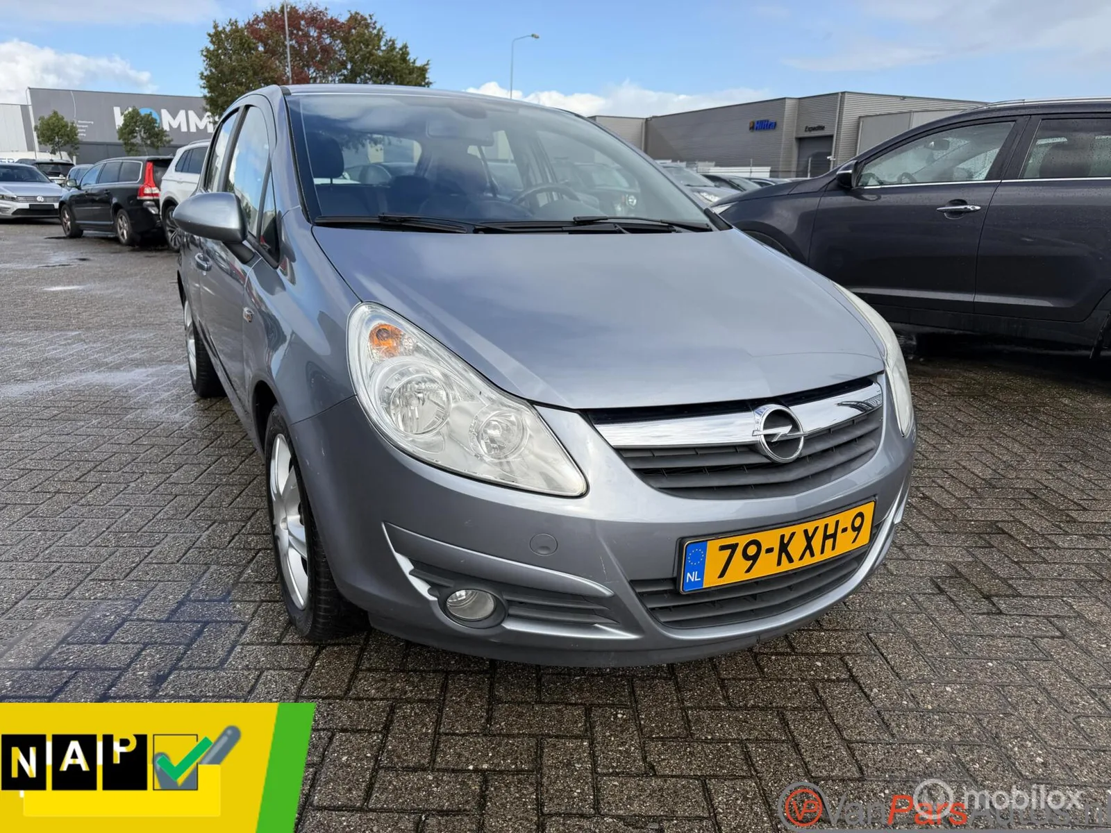 Opel Corsa (2010) — foto 1